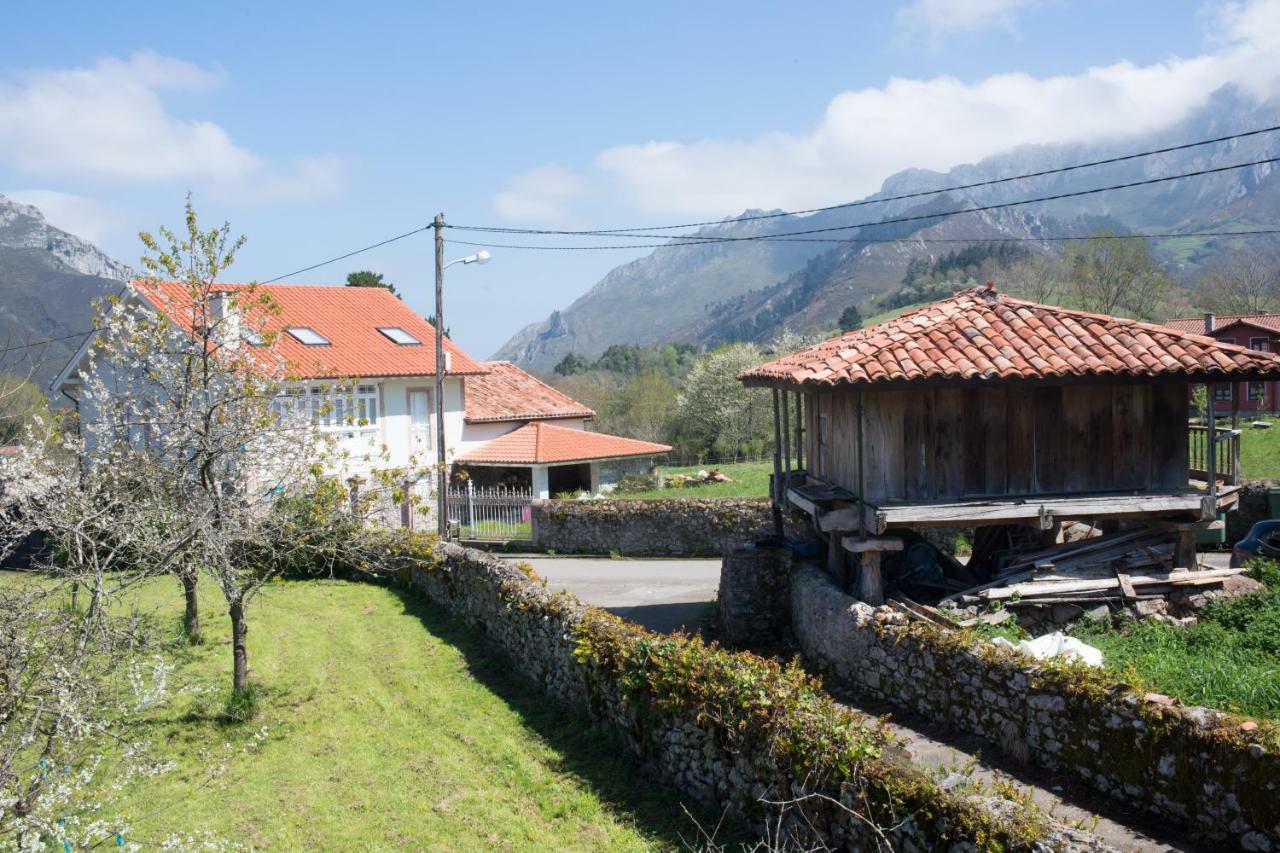 Los Candiles Onís 외부 사진